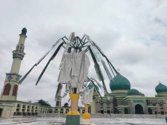 Tahap Cek Fisik, Payung Elektrik Masjid Raya Annur Riau Perlu Audit Mendalam