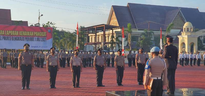 47 Anggota Polres Bengkalis Naik Pangkat