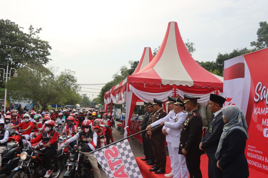 Pawai Safety Riding Merah Putih Warnai Upacara Penurunan Bendera di Rokan Hulur