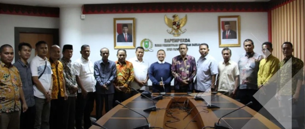 Bahas Sinkronisasi Agenda Kegiatan Dewan, BANMUS DPRD Riau Terima Kunjungan BANMUS DPRD Kab.Pesisir 