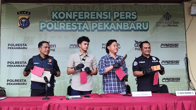 Terjebak Modus DM TikTok, Warga Rohul Kehilangan Rp300 Juta saat Beli Sofa Bed