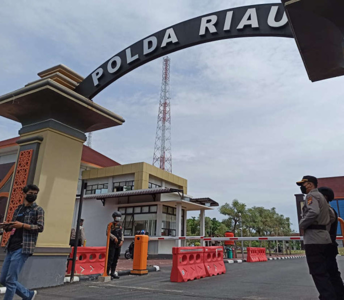 Rektor UIN Suska Riau Laporkan Enam Dosen ke Polda Riau