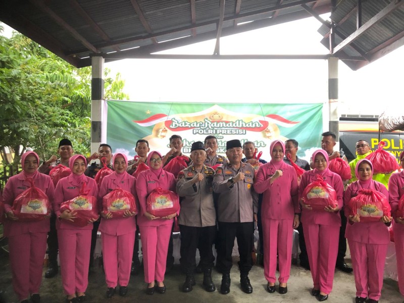 Polres Kepulauan Meranti dan Bhayangkari Gelar Baksos Serta Bazar Ramadhan Polri Presisi