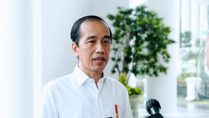 Jokowi Tegaskan Akan Jadi Orang Pertama Disuntik Vaksin Corona di RI