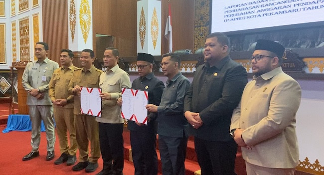 Perubahan APBD Pekanbaru 2025 Disepakati Rp3,210 Triliun