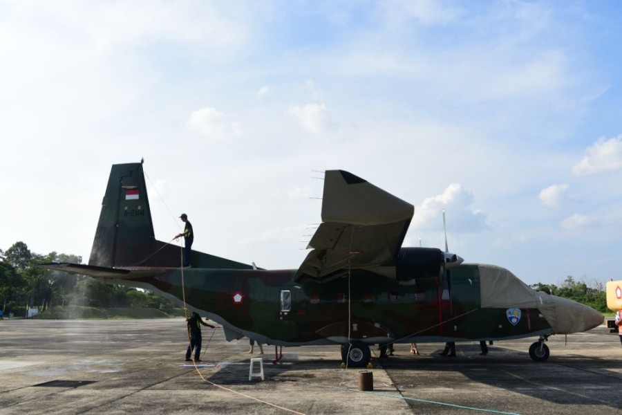 Riau Intensifkan Hujan Buatan dan Kerahkan Pesawat Caravan untuk Atasi Karhutla