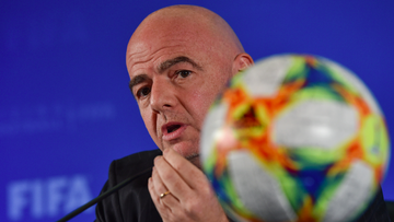 Presiden FIFA Utamakan Ancaman Corona Dibanding Sepak Bola