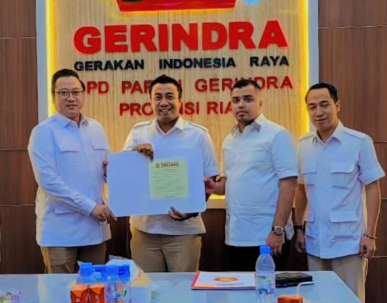 Untuk Pilkada Pelalawan 2024, Abdul Nasib Terima Surat Tugas dari DPP Gerindra