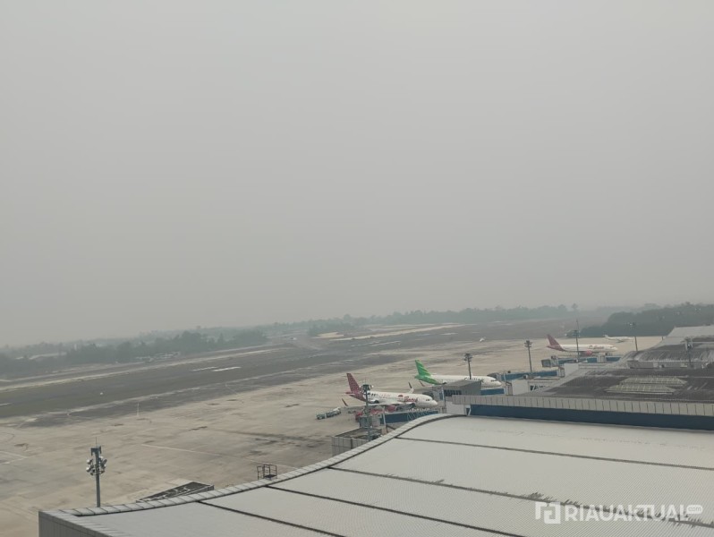 Dua Pesawat Gagal Mendarat di Bandara SSK II Pekanbaru