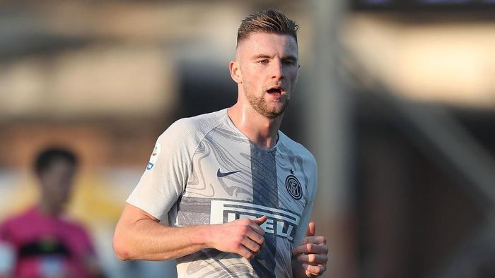 Agen: Madrid dan Barcelona Inginkan Milan Skriniar