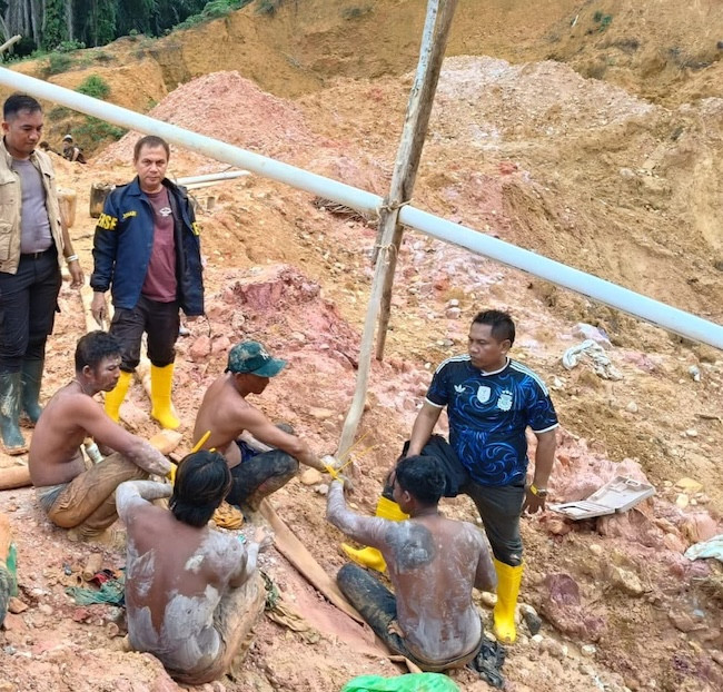 Polda Riau Tangkap 6 Penambang Emas Ilegal di Kuansing, Pemodal Diburu