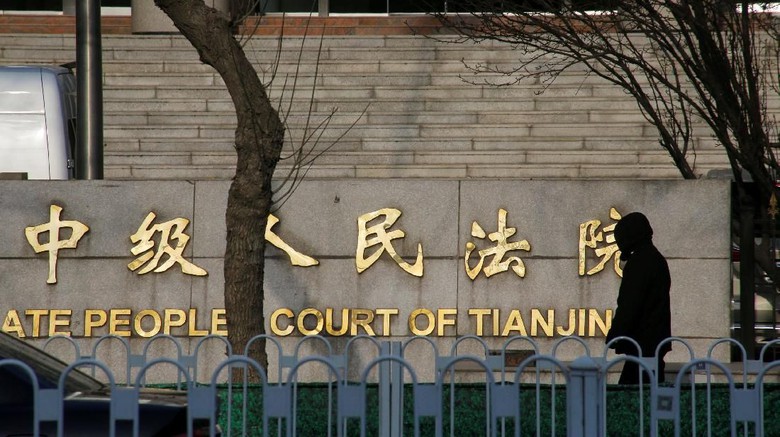 Didakwa Gulingkan Pemerintah China, Pengacara HAM Dibui 4,5 Tahun