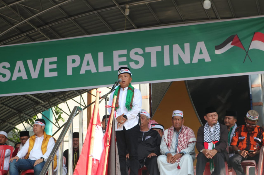 Lepas Ribuan Massa Aksi Bela Palestina, Plt Bupati : Semoga Doa Kita Membuka Pintu Langit