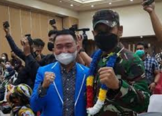 KNPI Riau Dukung Kibarkan Bendera Merah, Berjuang Lawan Covid-19