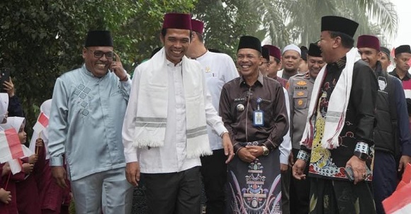 UAS Resmikan Pesantren Gratis Yang Dibangun Bupati Kuansing untuk Anak Yatim