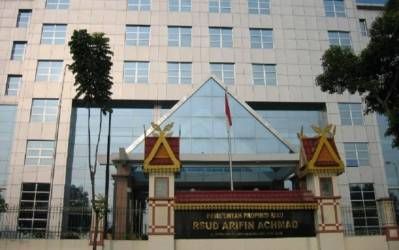 Tujuh Pelayanan di Instalasi Bedah RSUD Arifin Achmad Dilakukan Penundaan, Kok Bisa?