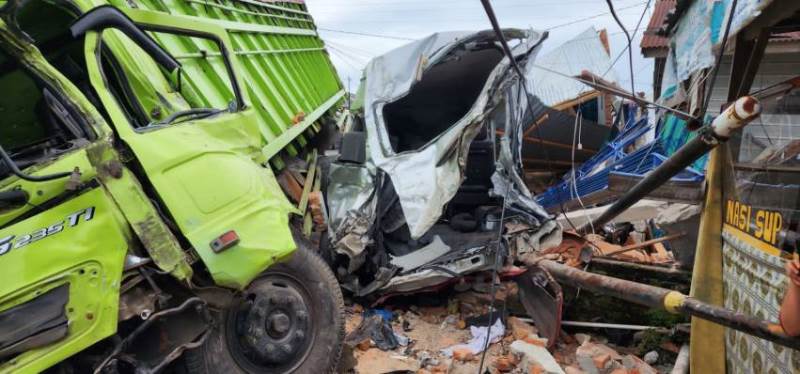 Mobil Official Forki Riau Kecelakaan di Sumbar, Begini Kronologisnya