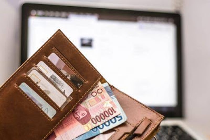 Cair Bulan Ini, Anggaran BLT Subsidi Gaji Ditambah