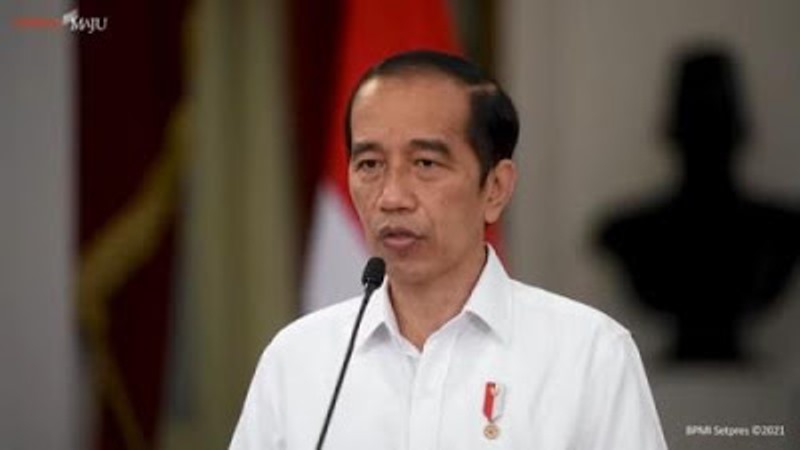 Jokowi: Negara Naikkan Pangkat & Berikan Bintang Jasa untuk Awak KRI Nanggala 402