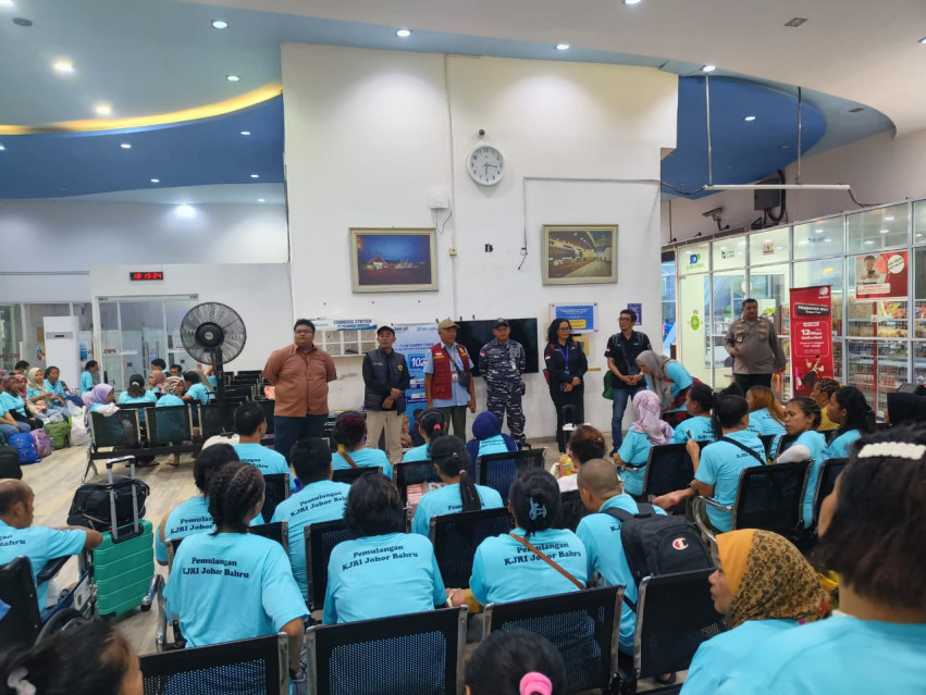 150 PMI Bermasalah Dideportasi dari Malaysia, Ada Menderita HIV