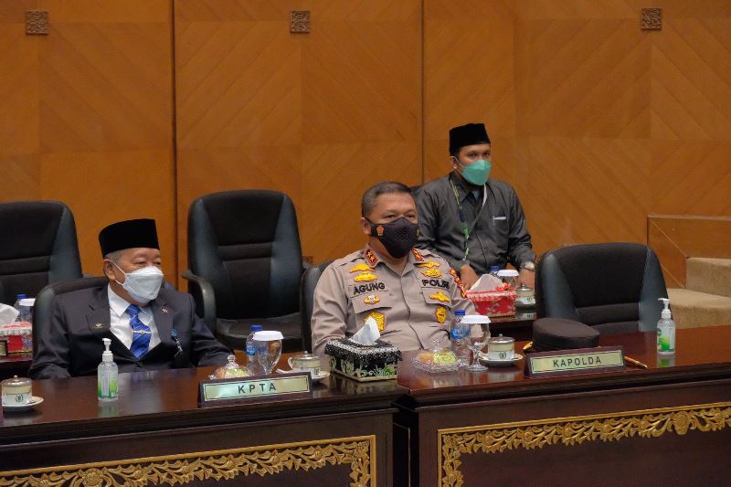 Sampaikan Pidato Pada Sidang Paripurna DPRD, Irjen Agung Setia: Terimakasih Masyarakat Riau