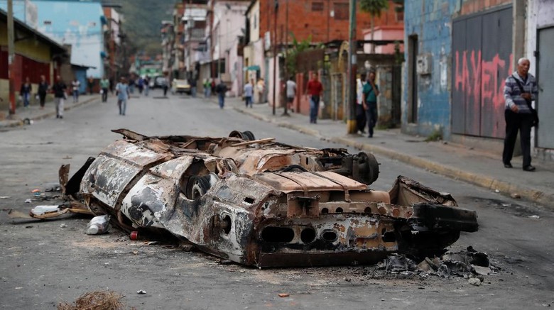 Lebih dari 350 Orang Ditangkap Saat Demo Anti-Maduro di Venezuela