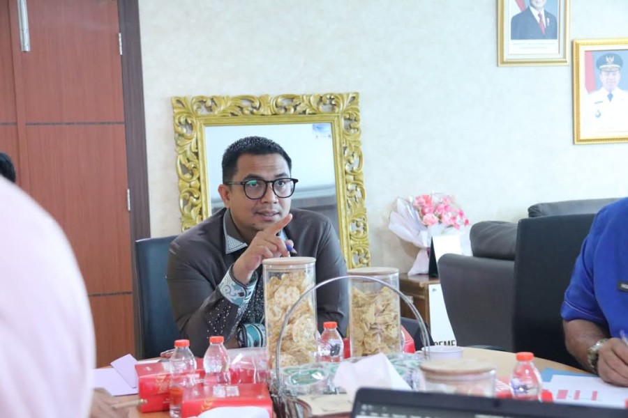 MBG di Pekanbaru Jangkau 240 Sekolah, Pemko Ikut Awasi Kualitas Makanan Ades Ades