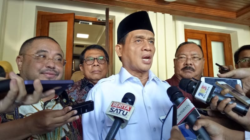 Syafii: Kapolri Mundur Saja, Jangan Usulkan Perppu
