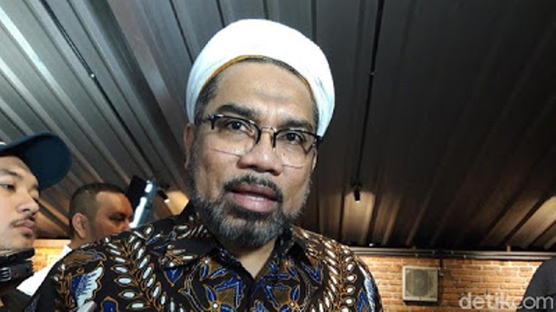 Din Saran Jokowi Pecat Moeldoko, Ngabalin: Nggak Usah Suruh Presiden!