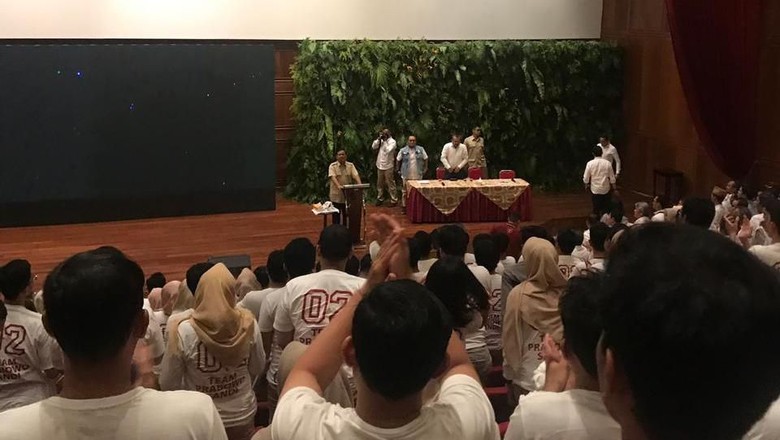 Prabowo: Kenapa Orang Takut Ganti Presiden?