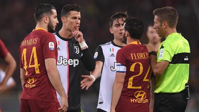 Juventus Dikalahkan Roma, Ronaldo Ejek Florenzi Pendek