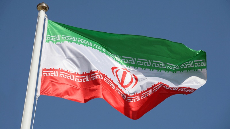 Iran Ancam Rudal Pangkalan Militer AS
