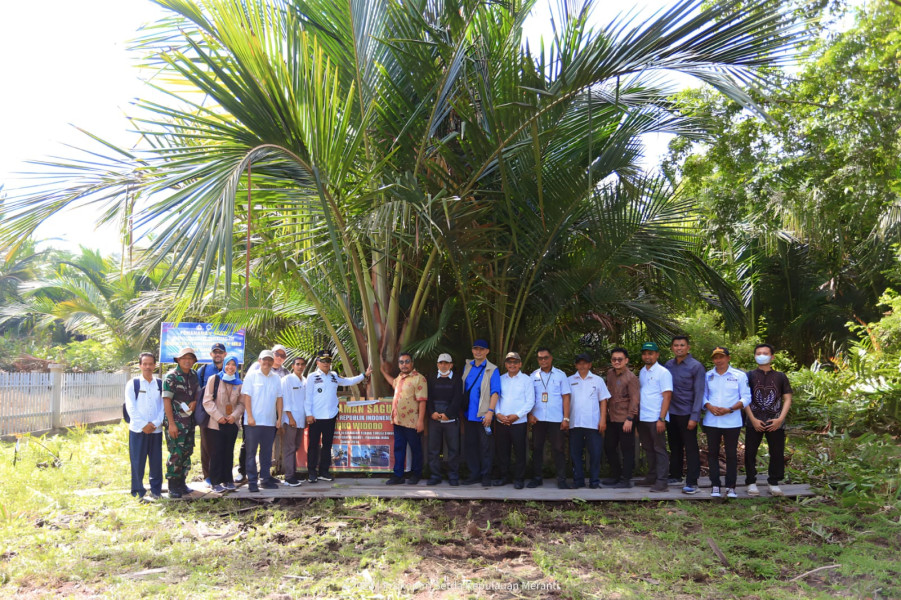 Plt. Bupati Asmar Bawa Tim Bappenas Kunjungi Desa di Kepulauan Meranti