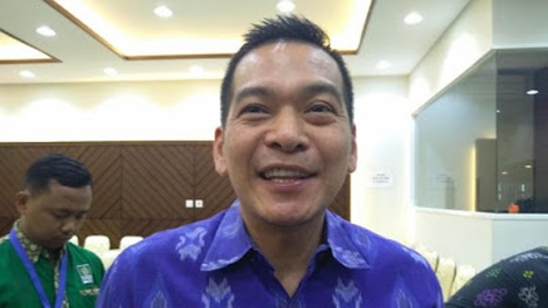PKB Tanya PD: Tahu Dari Mana Pak Jokowi Jarang Ajak Ngopi Moeldoko?