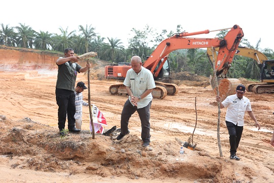 Tak Berizin, Pemprov Riau Hentikan Dua Aktivitas Tambang MBLB di Kampar