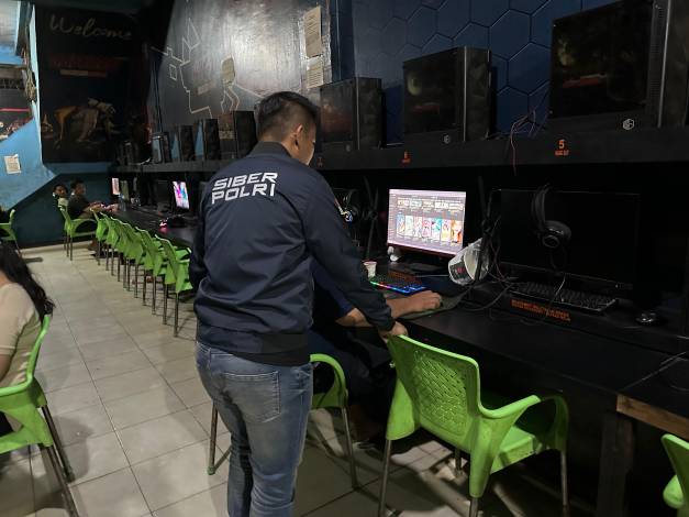 Ditreskrimsus Polda Riau Awasi Operasional Warnet Cegah Kejahatan Cyber