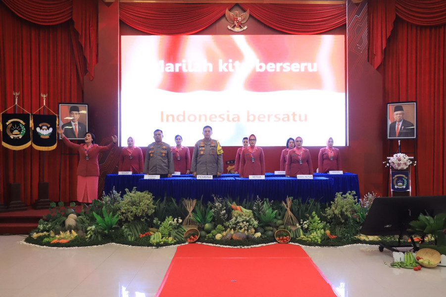 Bhayangkari Polda Riau Menggelar  Hasil Rapat Kerja Bayangkari dan Yayasan Kemala Bayangkari