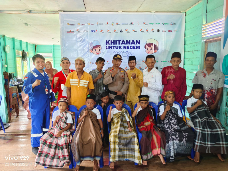 PT ITA dan Bakrie Amanah Gelar Khitanan di Meranti dan Siak, 115 Anak Ikut Sunatan Massal