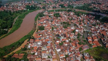 13.843 Rumah Terendam Banjir di Bandung Selatan
