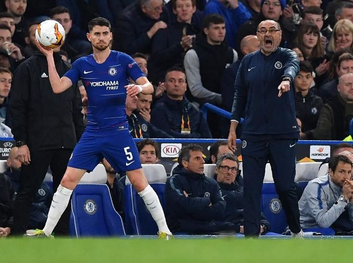 Kalau Sarri Tinggalkan Chelsea, Bagaimana dengan Jorginho?