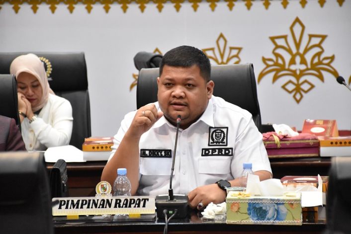 Zulhelmi Arifin Dilantik Jadi Pj Sekda, Ini Pesan DPRD Pekanbaru