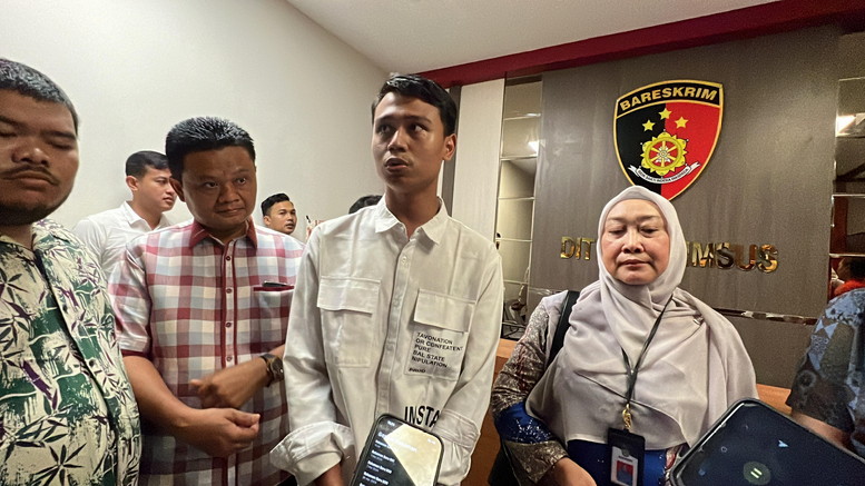 Datangi Polda Riau, Rektor Unri Cabut Laporan Terhadap Mahasiswanya
