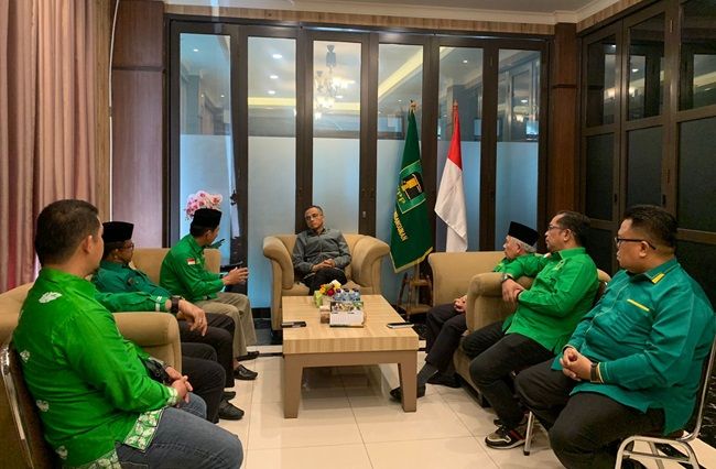 Kisruh PPP Riau Berlanjut, Pengurus DPW dan DPC Jumpai Sekjend Minta segera Copot Syamsurizal