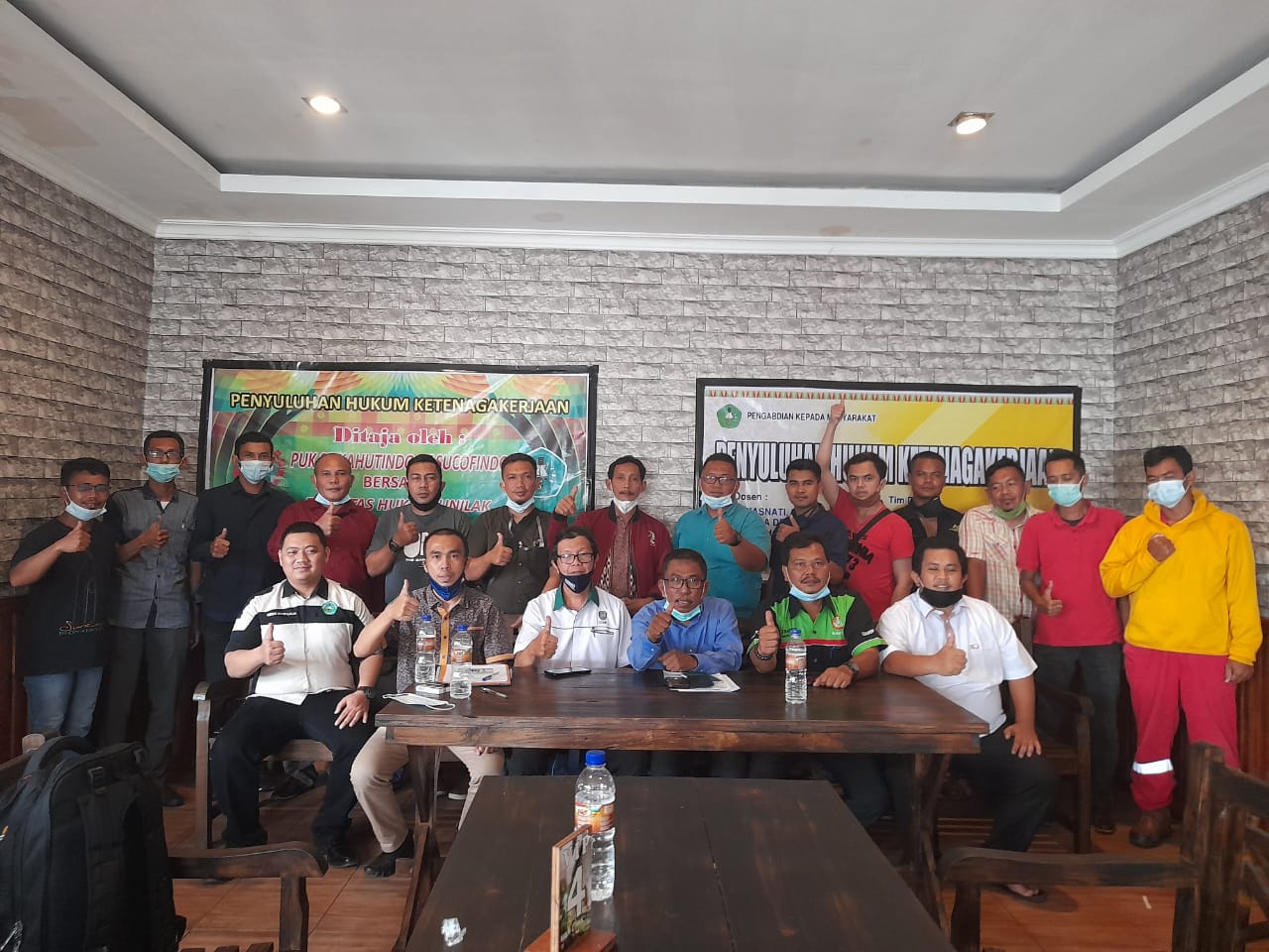 Tim Dosen Fakultas Hukum Unilak Berikan Pemahaman Ketenagakerjaan kepada Anggota Kahutindo