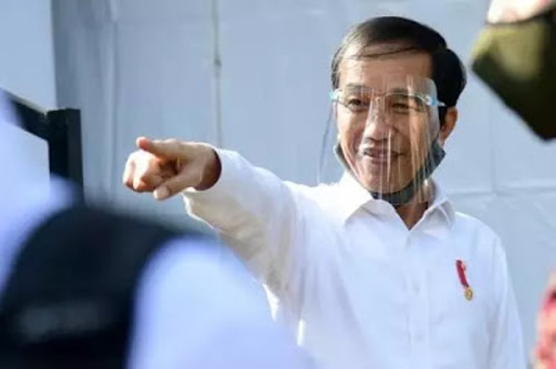Mata Presiden Jokowi Berkaca-kaca Dengar Curhatan Perawat Pasien Covid-19
