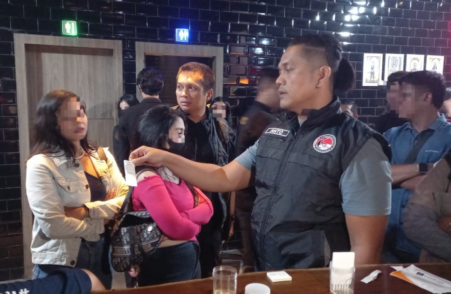 Polisi Gerebek Tempat Hiburan Malam di Pekanbaru