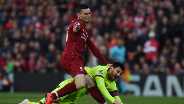 Sesal Robertson Pernah Tidak Sopan pada Messi