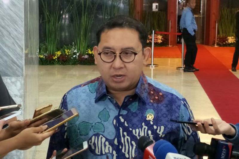 Rizieq Dicekal di Arab, Fadli Zon Akan Kirim Surat ke Jokowi
