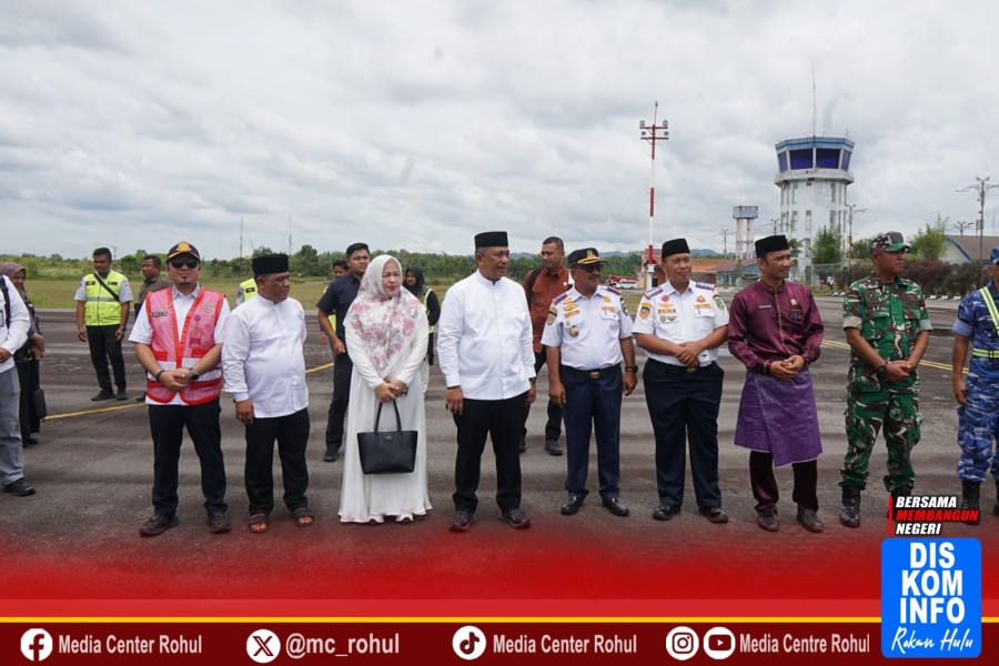 Bupati Anton Dampingi Keberangkatan Kedua JCH Rohul ke Batam
