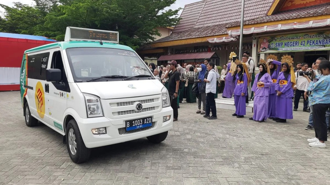 Gratis Naik Oplet Pekan Selama Dua Bulan Uji Coba